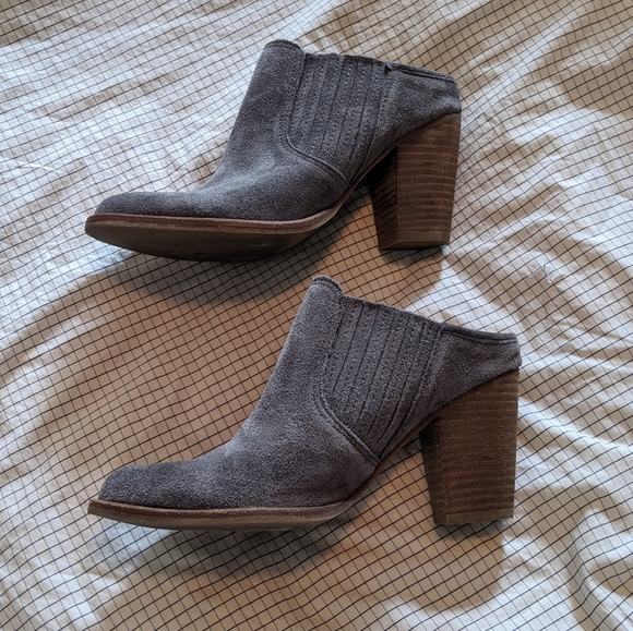Steve Madden grey heeled mules